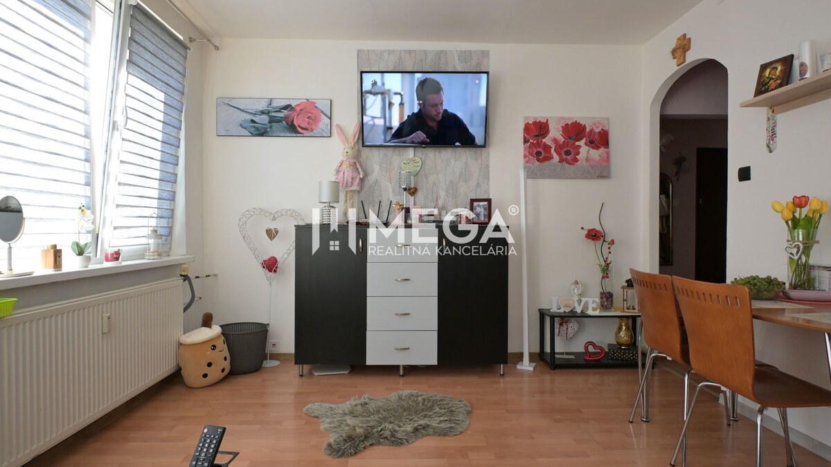 NOVÁ CENA za PREDAJ 2-izbového bytu (40 m2) HUMENNÉ sídl. 3 — foto 4