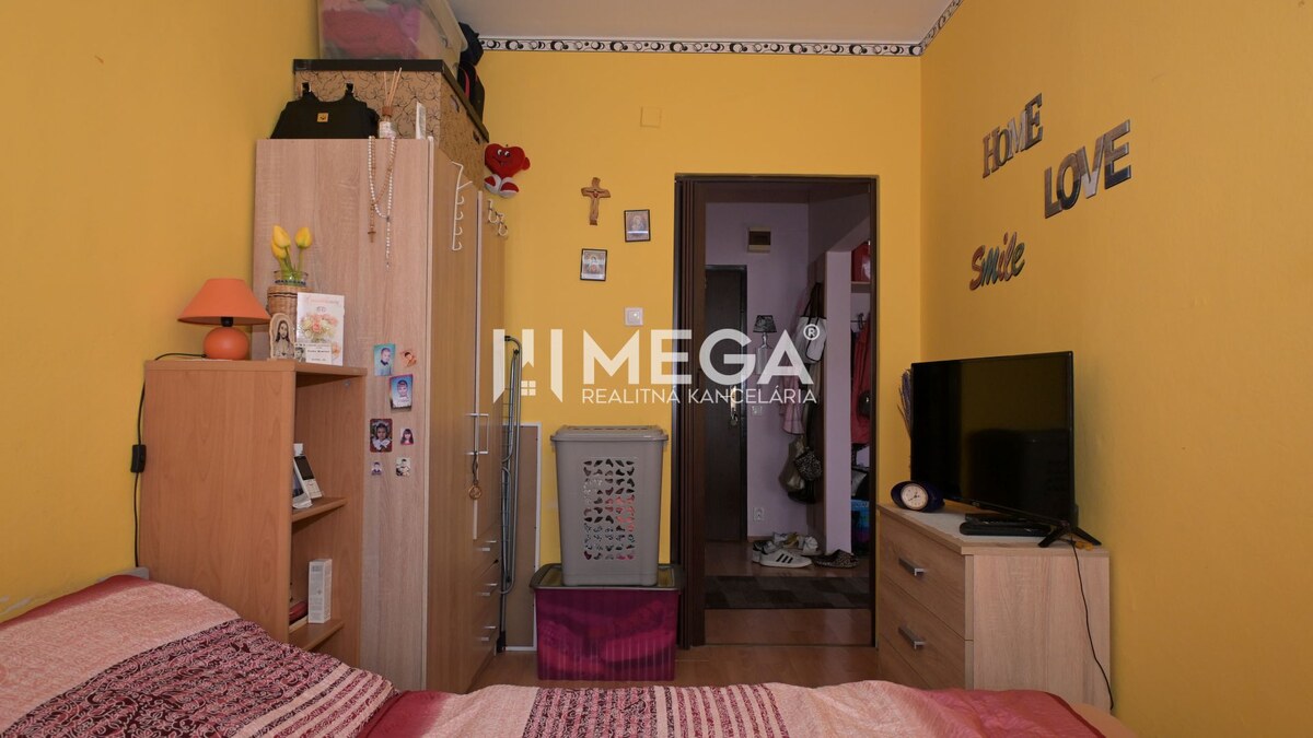 NOVÁ CENA za PREDAJ 2-izbového bytu (40 m2) HUMENNÉ sídl. 3 — foto 7