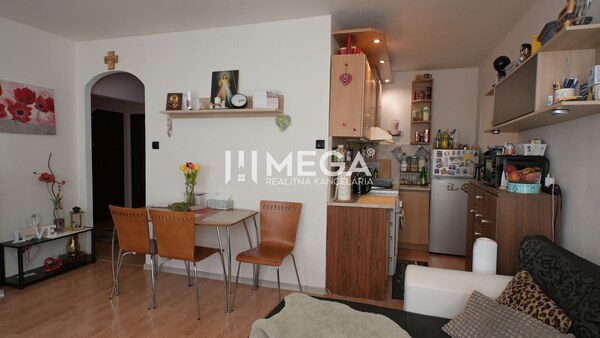 NOVÁ CENA za PREDAJ 2-izbového bytu (40 m2) HUMENNÉ sídl. 3