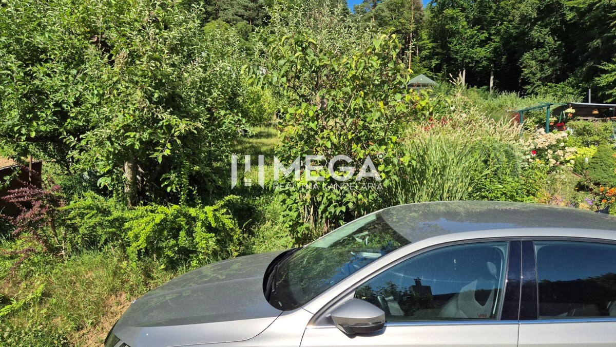 PREDAJ POZEMKU S DREVENOU CHATKOU v HUMENNOM — foto 12