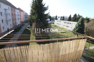 PREDANÉ - 2 iz. byt s balkónom blízko centra mesta Humenné — foto 10