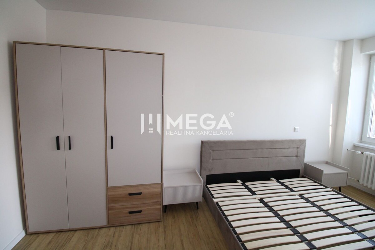 REZERVOVANÉ -  Zariadený 2 izbový byt s balkónom, Dobrianského, Humenn — foto 10