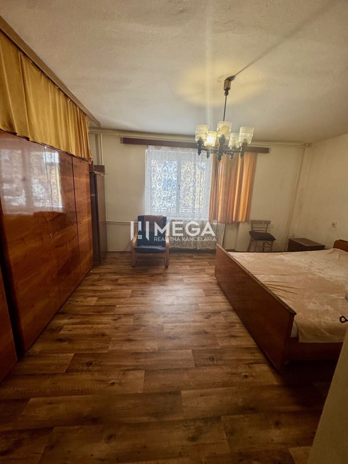 NA PREDAJ PRIESTRANNÝ RODINNÝ DOM OBEC MYSLINA — foto 15