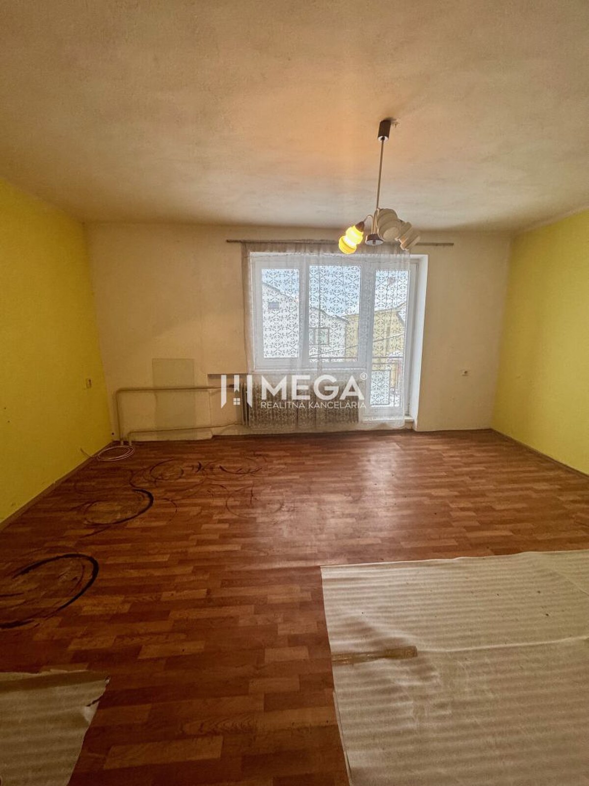 NA PREDAJ PRIESTRANNÝ RODINNÝ DOM OBEC MYSLINA — foto 6