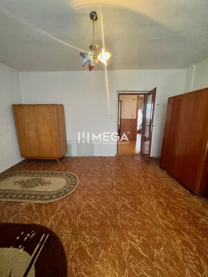 NA PREDAJ PRIESTRANNÝ RODINNÝ DOM OBEC MYSLINA — foto 10