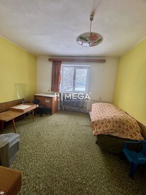 NA PREDAJ PRIESTRANNÝ RODINNÝ DOM OBEC MYSLINA — foto 12