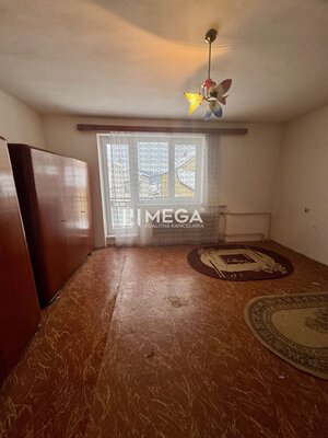 NA PREDAJ PRIESTRANNÝ RODINNÝ DOM OBEC MYSLINA — foto 9