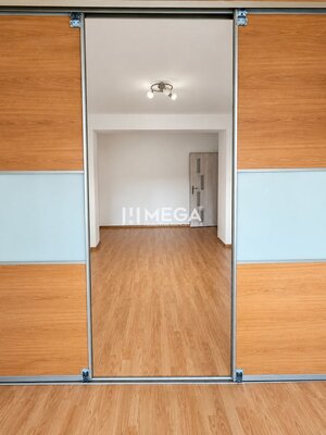 NA PREDAJ 2-izbový zrekonštuovaný byt s balkónom  v Humennom — foto 3