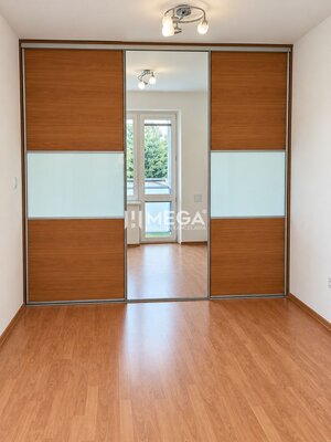 NA PREDAJ 2-izbový zrekonštuovaný byt s balkónom  v Humennom — foto 4