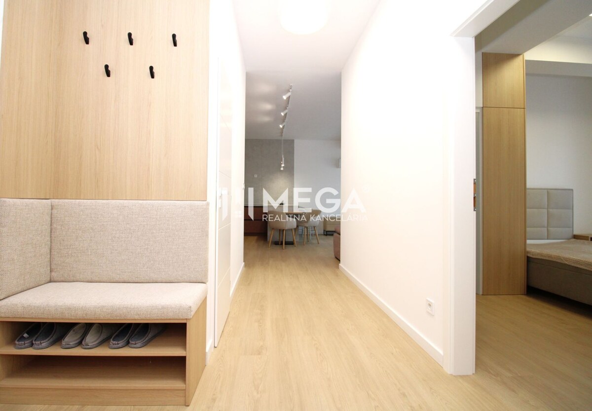 REZERVOVANÝ PRÉMIOVÝ 3-IZBOVÝ BYT – CENTRAL POINT HUMENNÉ — foto 12