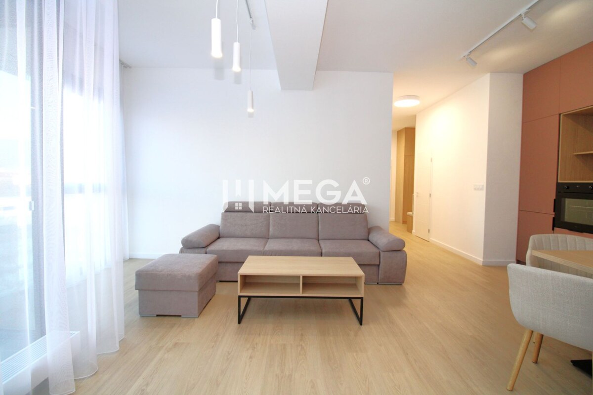 REZERVOVANÝ PRÉMIOVÝ 3-IZBOVÝ BYT – CENTRAL POINT HUMENNÉ — foto 7