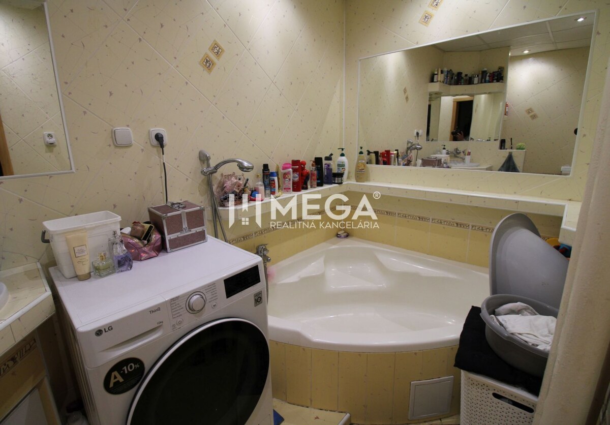 Na predaj 2-izbový byt 55 m² v centre Humenného — foto 7