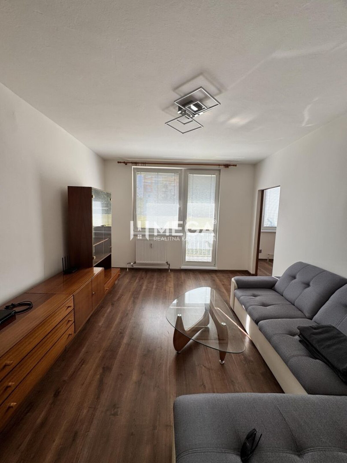 Na prenájom 2 izbový byt s lódžiou blízko centra mesta Humenné — foto 2