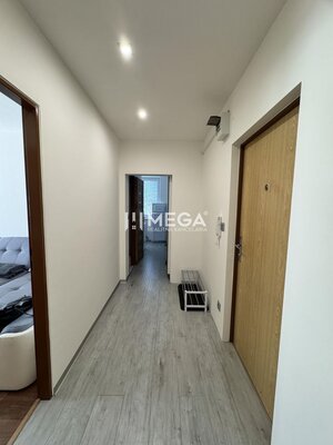 Na prenájom 2 izbový byt s lódžiou blízko centra mesta Humenné — foto 4