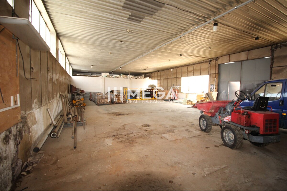 FLEXIBILNÝ PRENÁJOM HALY V HUMENNOM – od 600€ až 300 m² — foto 12