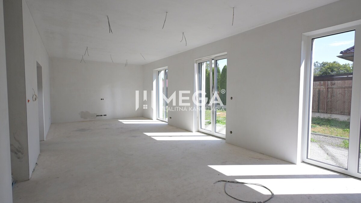 PREDAJ DVOJPODLAŽNÉHO DOMU v Rezidencii Gaštanová Humenné — foto 8