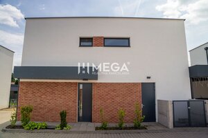 PREDAJ DVOJPODLAŽNÉHO DOMU v Rezidencii Gaštanová Humenné — foto 1