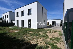 PREDAJ DVOJPODLAŽNÉHO DOMU v Rezidencii Gaštanová Humenné — foto 3