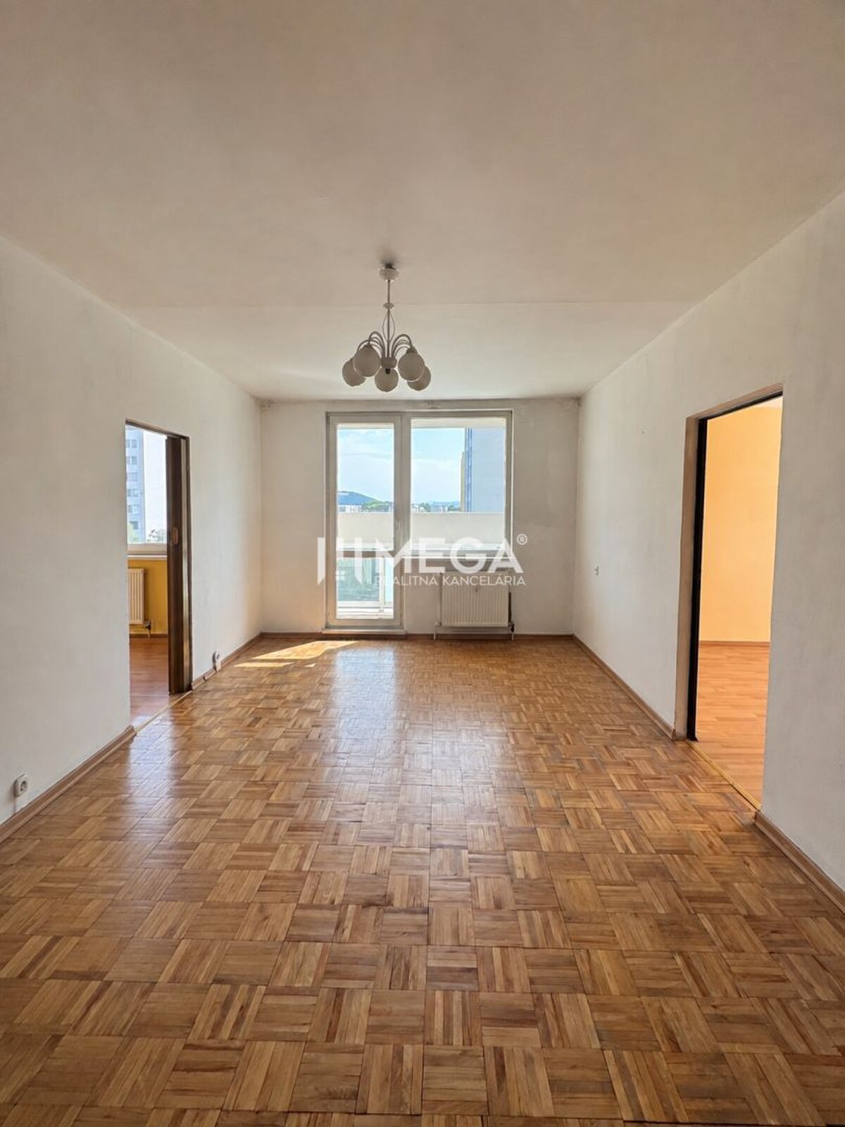 Na predaj 3 izbový byt s balkónom na Sidl.III v Humennom — foto 4