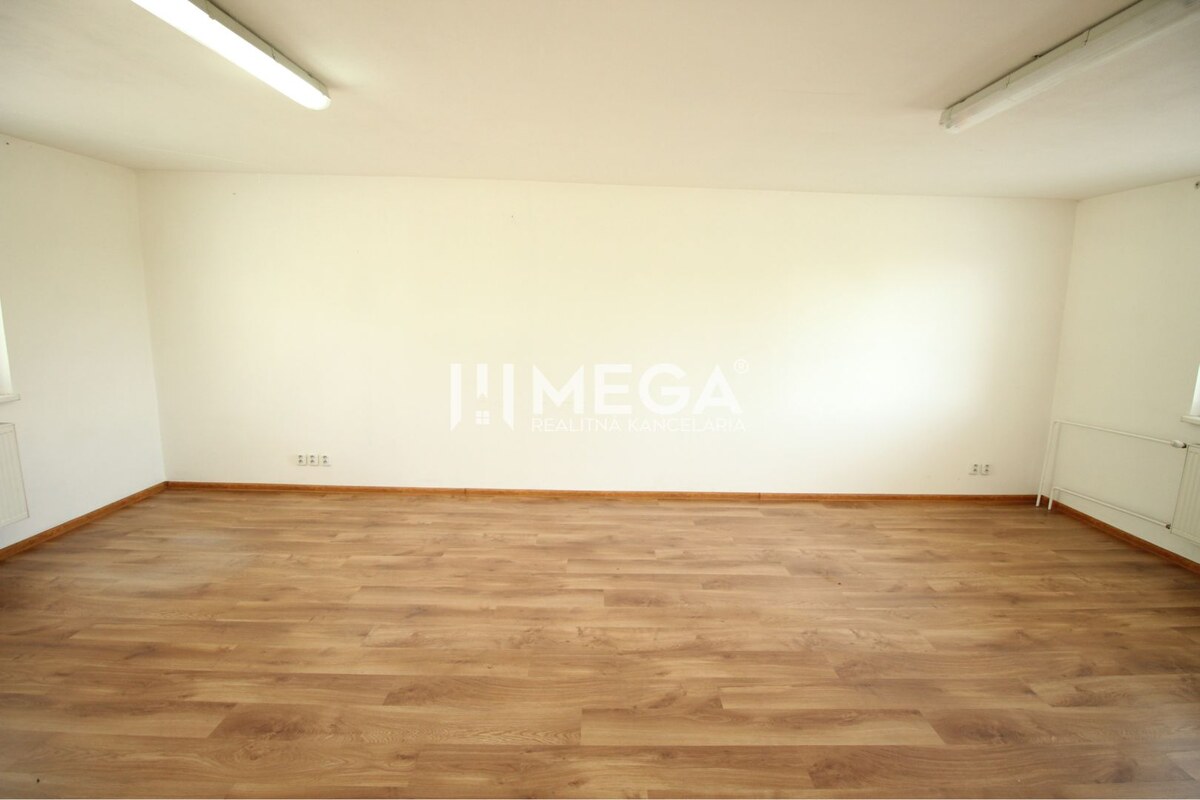 PRENÁJOM KANCELÁRII 40 m² BEZ DEPOZITU - Chemlonská HUMENNÉ — foto 5