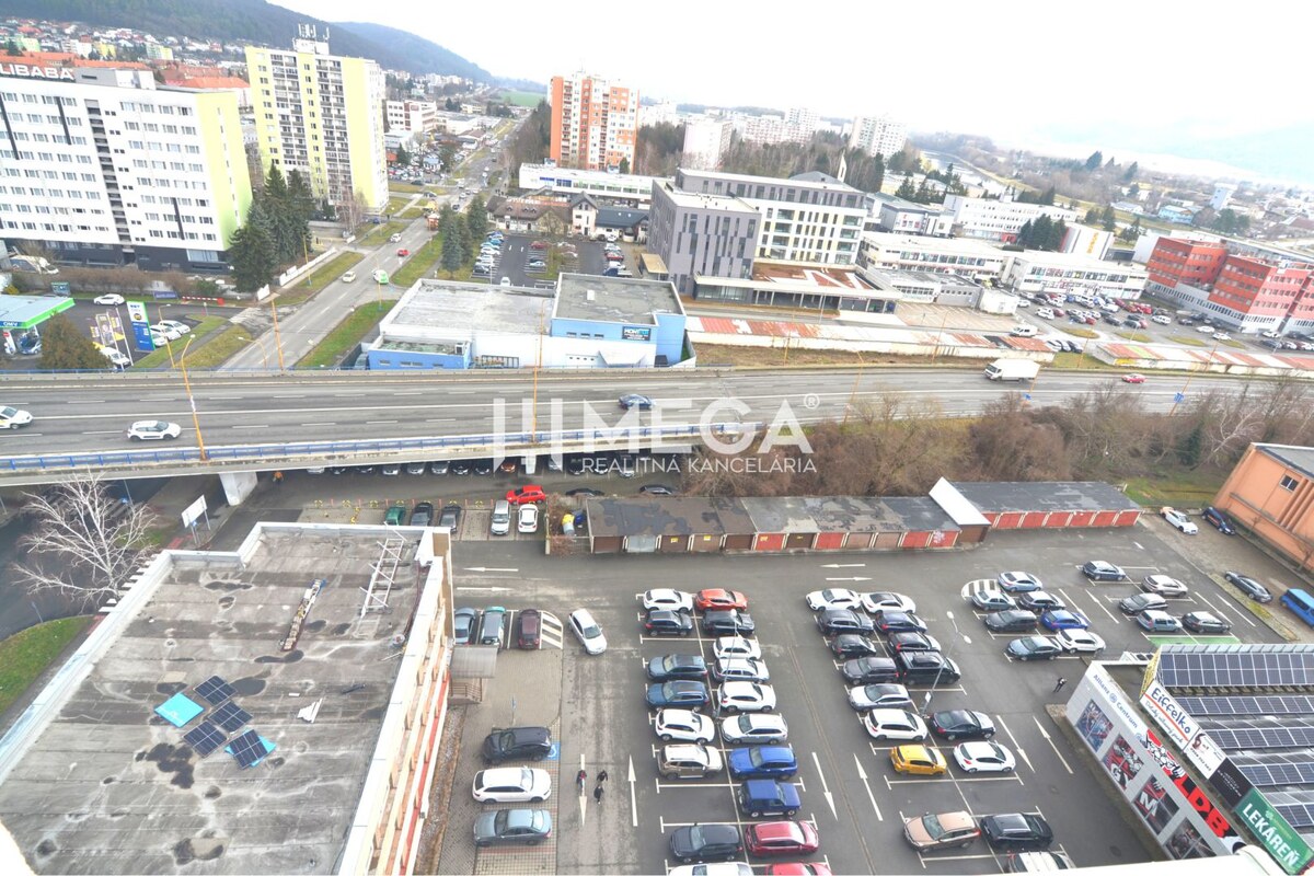 NA PRENÁJOM POSLEDNÉ VOĽNÉ kancelárie v centre mesta – 17,5 m² — foto 7