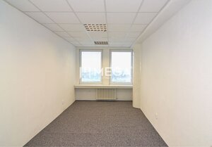 NA PRENÁJOM POSLEDNÉ VOĽNÉ kancelárie v centre mesta – 17,5 m² — foto 3
