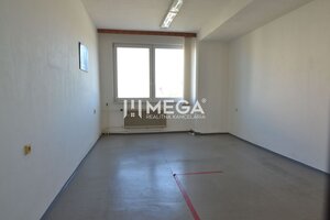 PREDAJ VÝROBNEJ HALY, ADMIN BUDOVY A PLOCHY v HUMENNOM — foto 10