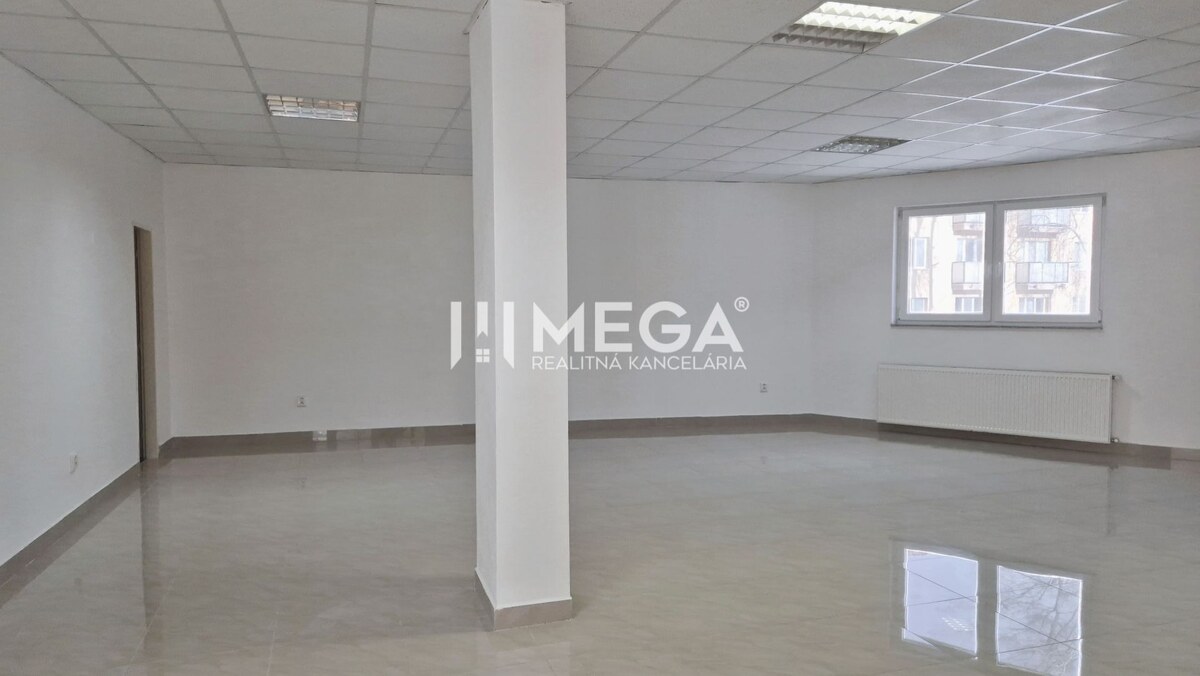 PRENÁJOM obchodného priestoru v centre Humenného (74 m2) — foto 7
