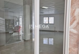 PRENÁJOM obchodného priestoru v centre Humenného (74 m2) — foto 5