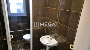 PRENÁJOM obchodného priestoru v centre Humenného (74 m2) — foto 8
