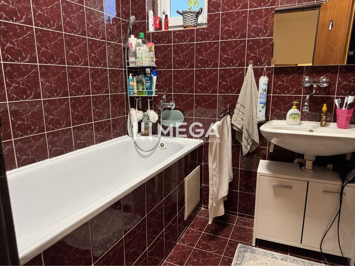 PREDAJ RODINNÉHO DOMU v HUMENNOM (časť Dubník) — foto 17