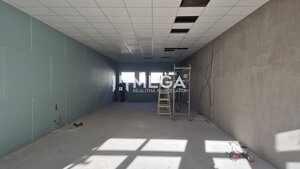 PREDAJ OBCHODNÉHO PRIESTORU v HUMENNOM (sídlisko 2A) — foto 4