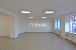 Na prenájom - priestor na prízemí 61,50 m2 na ul. Tolstého v meste Hum — foto 3
