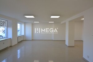 Na prenájom - priestor na prízemí 61,50 m2 na ul. Tolstého v meste Hum — foto 6