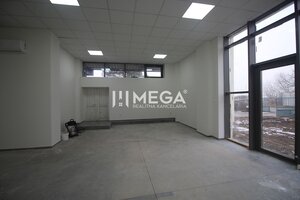 Na prenájom novo zrekonštruovaný obchodný priestor v meste Humenné — foto 2