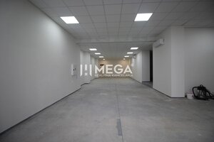 Na prenájom novo zrekonštruovaný obchodný priestor v meste Humenné — foto 4