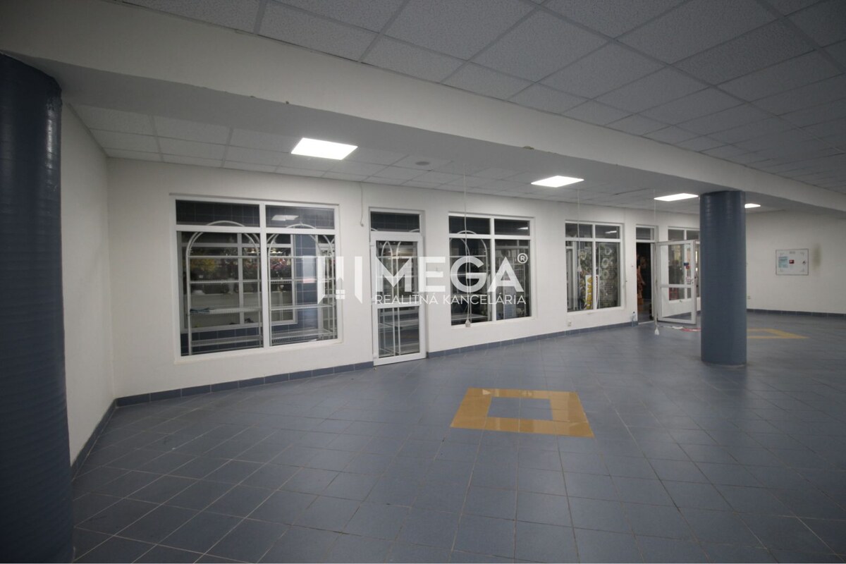 Na prenájom - priestor 185 m2 v centre mesta Humenné