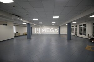 Na prenájom - priestor 185 m2 v centre mesta Humenné — foto 4