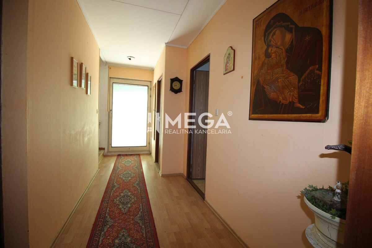 Na predaj nehnuteľnosť na lukratívnom pozemku v meste Humenné — foto 7