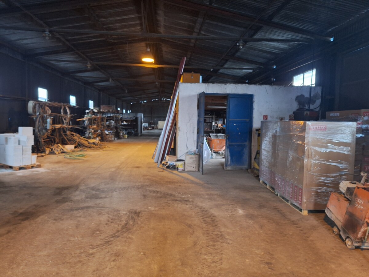 Plechová hala  702 m2 na prenájom, Zvolen, Lieskovská cesta — foto 2