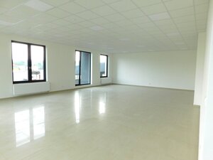 Kancelária 40 m2 v širšom centre Zvolena  na PRENÁJOM — foto 2