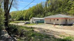 VŠETKY POZEMKY PREDANÉ  699m2 Zvolen Hronská Dúbrava — foto 3