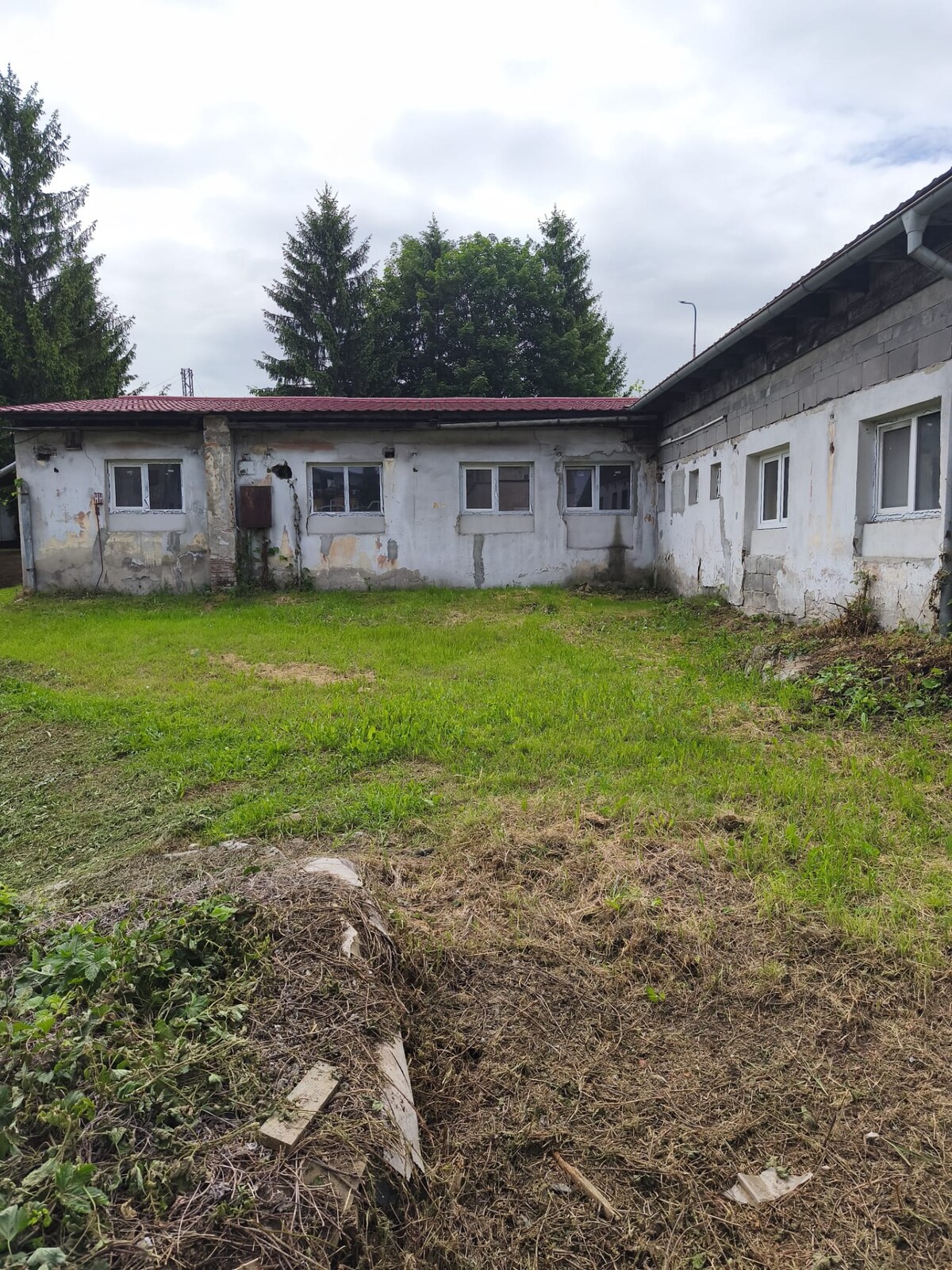 Priemyselná budova  v areáli ZSNP Žiari nad Hronom - Horné Opatovce — foto 7