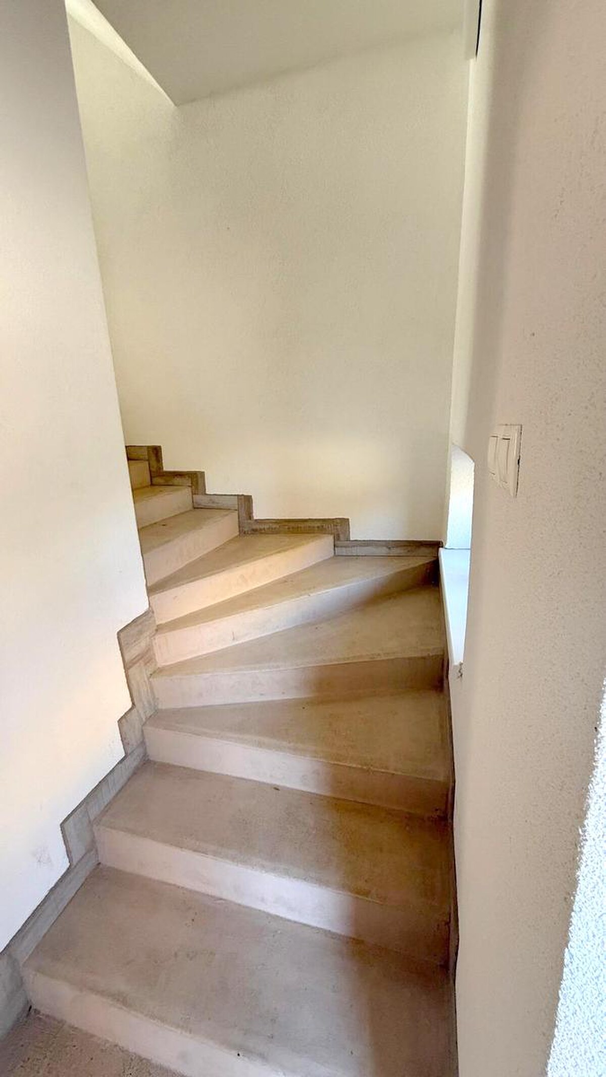 Rodinný dom na predaj, 6412 m2,  Podkriváň — foto 12