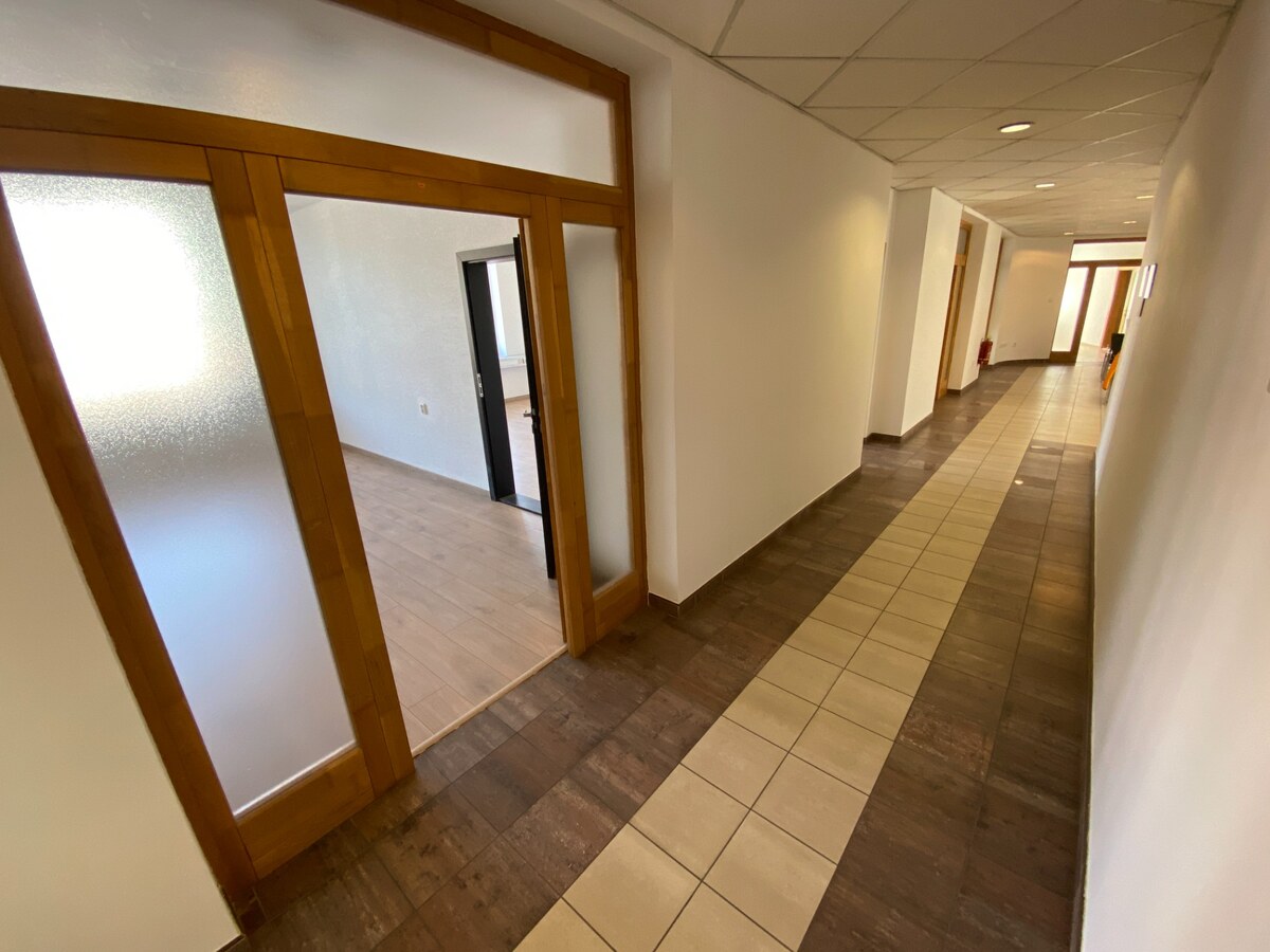 Exkluzívne kancelárske priestory v centre mesta Zvolen Prenájom — foto 10
