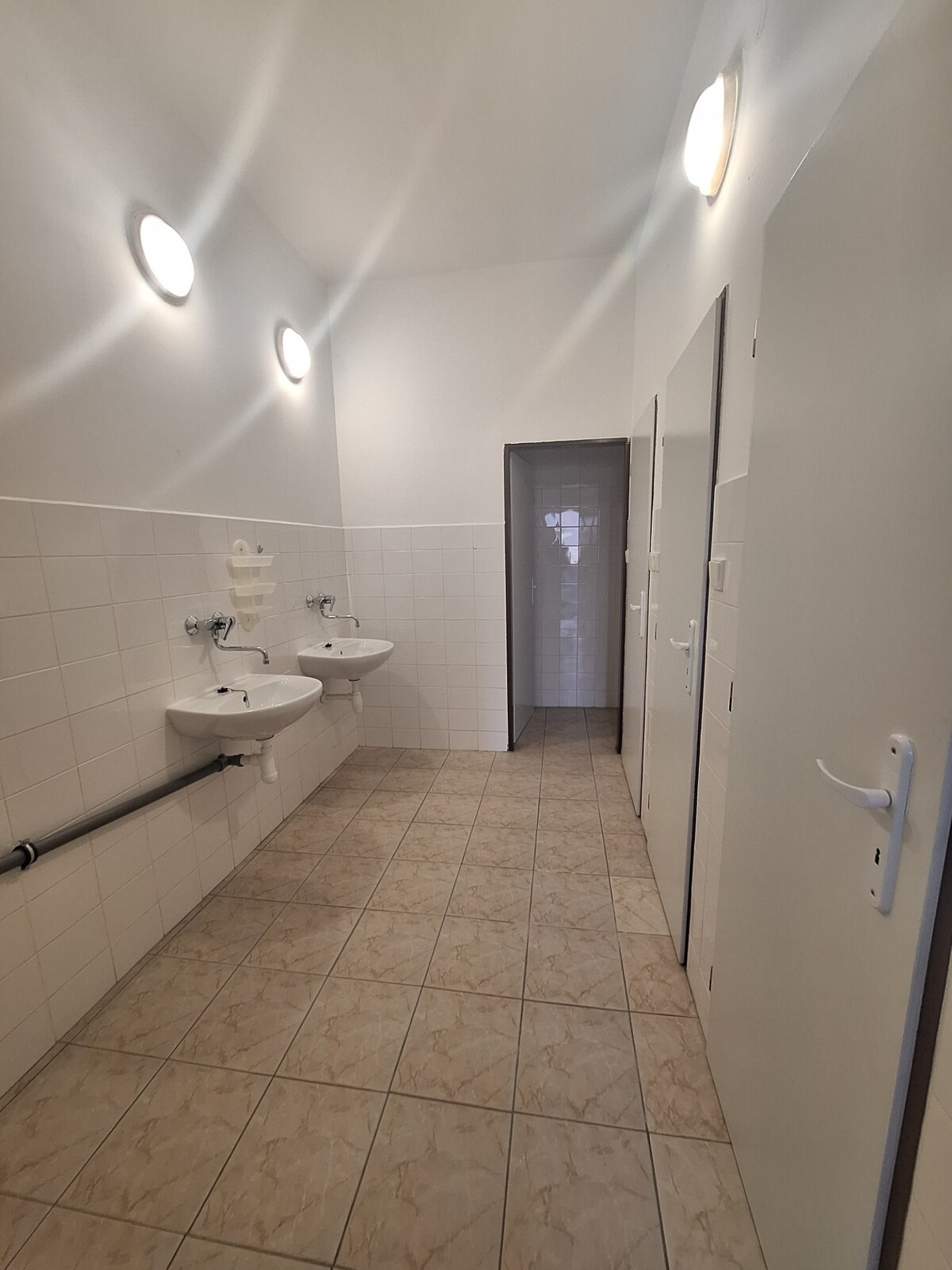 Prenájom priestoru  155 m2, Tulská ul., Zvolen-Západ — foto 7