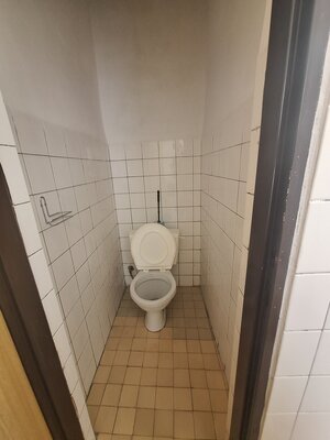 Prenájom  kancelárii  (od 15 m2-155 m2), Tulská ul., Zvolen — foto 12