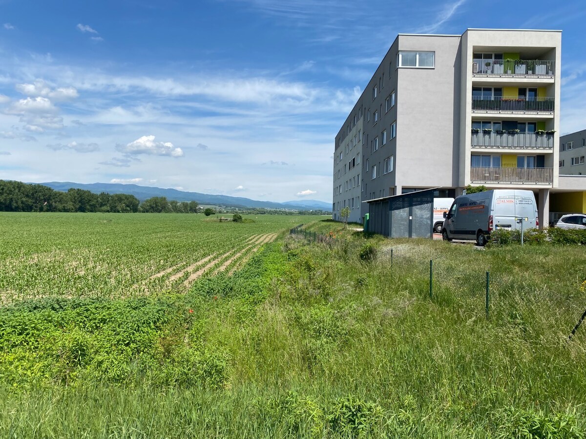 Pozemok  11 600 m2 na predaj,  Zvolen — foto 4