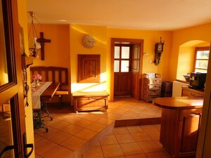 ZNÍŽENÁ CENA_ROMANTIKA V PREROBENOM DOME, V TICHOM PROSTREDÍ LESA — foto 5