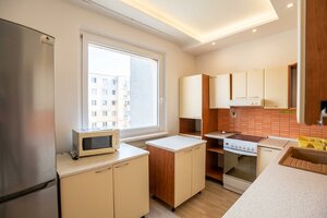 ZNÍŽENÁ CENA_PREROBENÝ, SVETLÝ 4-IZB.BYT VO VÝBORNEJ LOKALITE, KRUPINA — foto 9